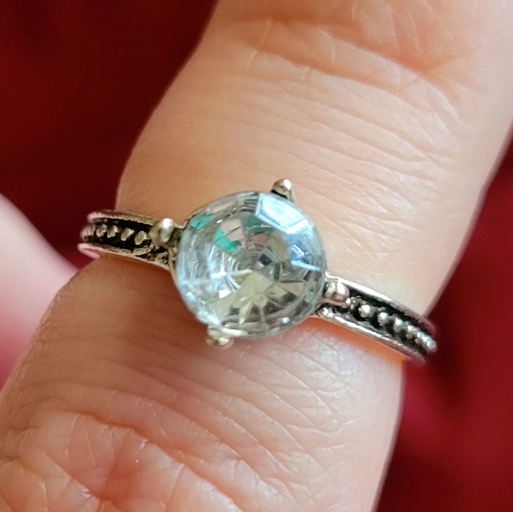 Simple Chic Diamond Boho Cocktail Date Night Silver Midi Ring Size 5